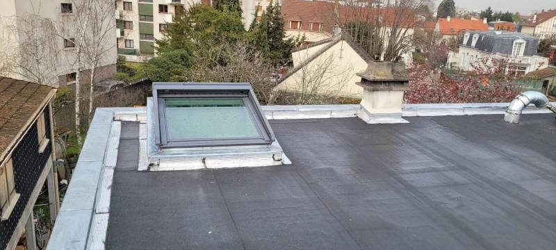 Ouvertures d'une Toitures terrasse pour pose de velux solaire et volet solaire